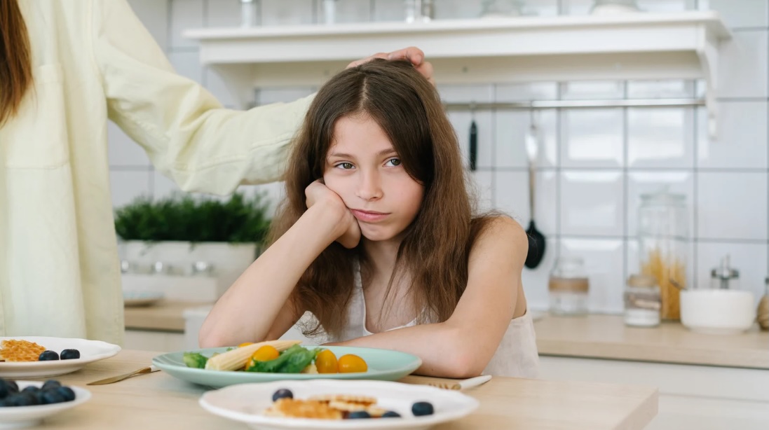 Gefühle bei Essstörungen erkennen – Hilfe für Jugendliche & Eltern